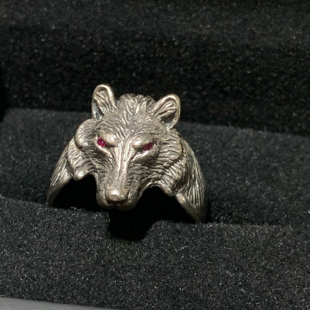 WOLF RING - STERLING SILVER - RUBY EYES OBO - Picture 2 of 10